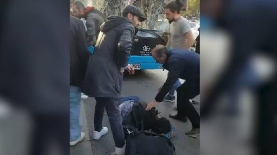 Řidič autobusu najel v Turecku do lidí